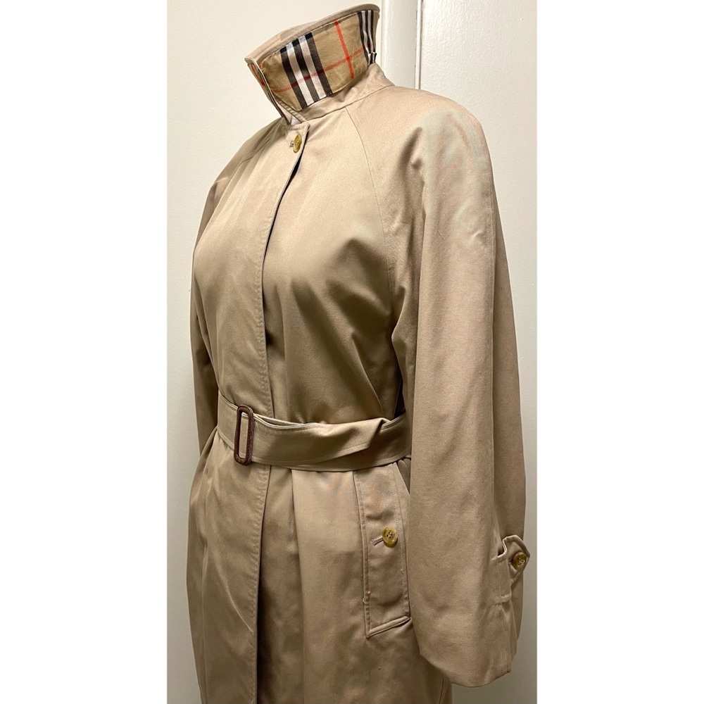 ❤️ 🎉 HP! Vintage Burberry Single Breasted Short Trench Coat with Sash - Picture 5 of 15